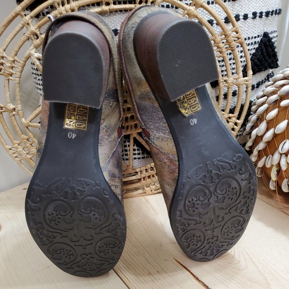 L'Artiste Spring Step Shazzam Leather Hand Painted Ankle Booties Artsy Boho NWOB - Picture 8 of 16